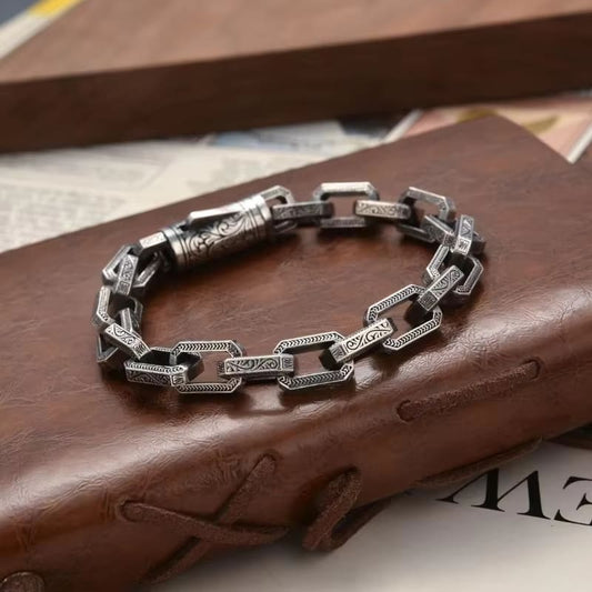 Frostfire Chain - Chain Bracelet